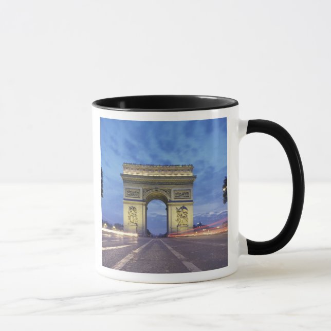 Europa, Frankrike, Paris. Triumfbågen sedd Mugg (Höger)