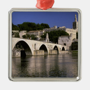 Europa, Frankrike, Provence, Avignon. Palais des Julgransprydnad Metall