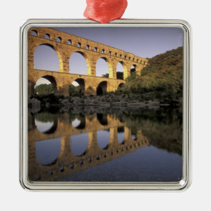 Europa, Frankrike, Provence, Gard; Pont du Gard, Julgransprydnad Metall