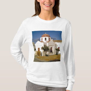 Europa, Grekland, Mykonos. Fisknät torkar på T Shirt