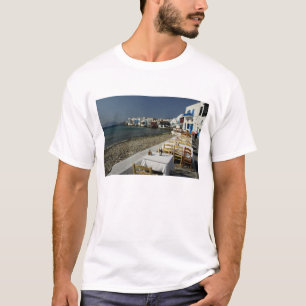 Europa, Grekland, Mykonos. Utsikter över havet Tröja