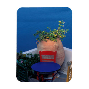 Europa, Grekland, Santorini. Terrass med havsutsik Magnet