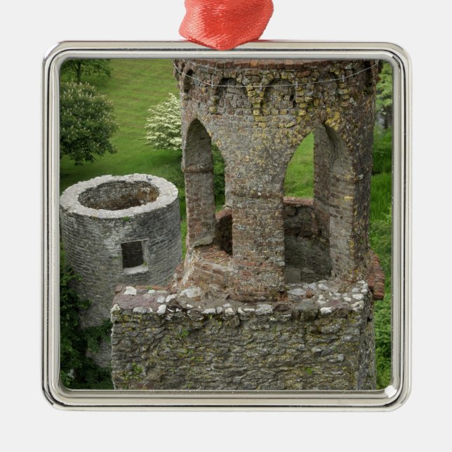 Europa, Irland, Blarney Castle. DENNA BILD Julgransprydnad Metall (Framsidan)