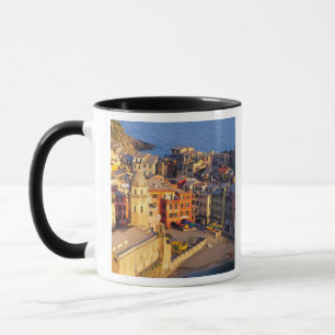 Europa, Italien, Cinque Terre. Byn Vernazza Mugg