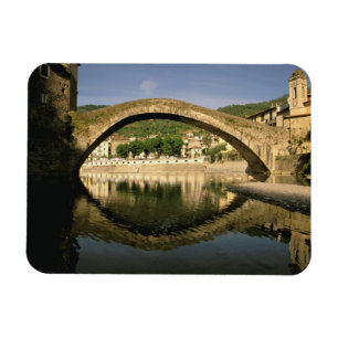 Europa, Italien, Ligurien, Dolceacqua, Riviera di Magnet