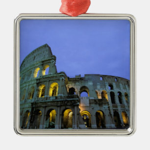 Europa, Italien, Rom. Kvällsutsikt över Julgransprydnad Metall