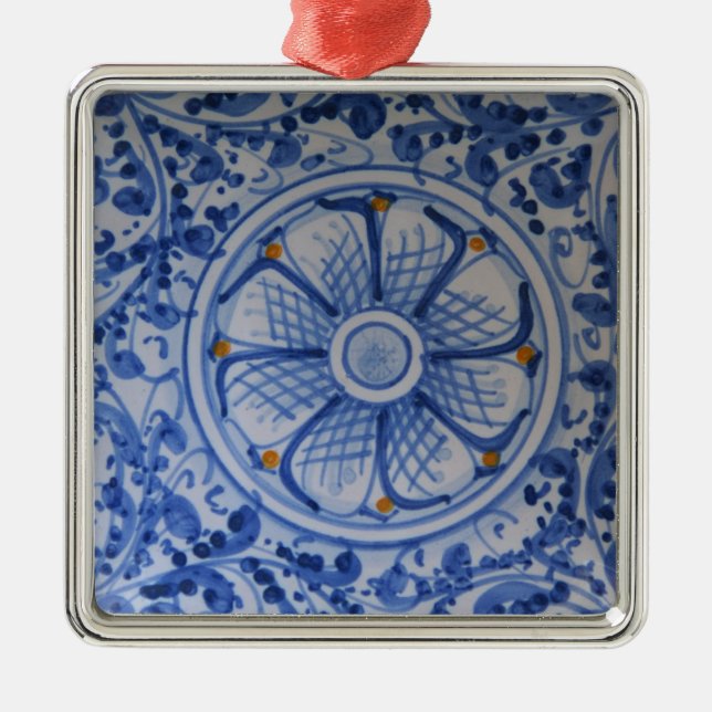 Europa, Italien, Sicilien, Taormina. Traditionell  Julgransprydnad Metall (Framsidan)