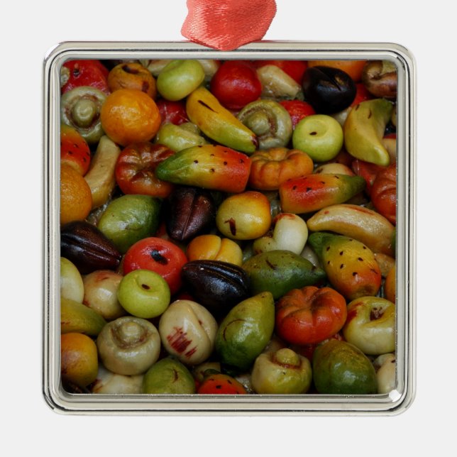 Europa, Italien, Sicilien, Taormina. Traditionell  Julgransprydnad Metall (Framsidan)