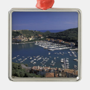 Europa, Italien, Toscana, Porto Ercole, Utsikt öve Julgransprydnad Metall