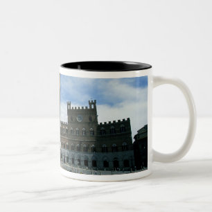 Europa, Italien, Toscana, Siena. Piazza del Två-Tonad Mugg