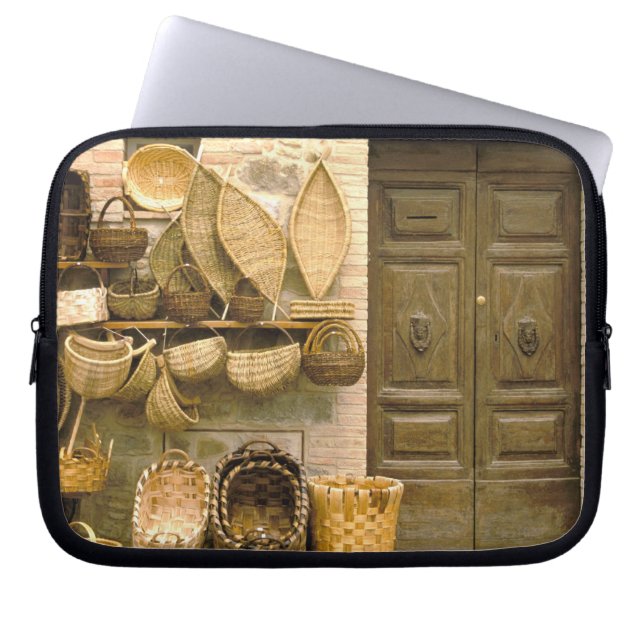 Europa, Italien, Toskana, Montalcino.Basket Laptop Sleeve (Framsidan)
