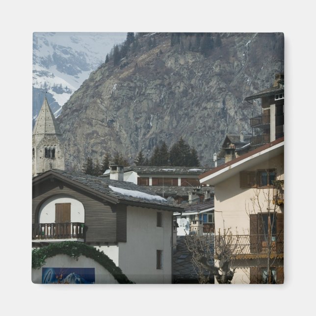 Europa, Italien, Valle d'Aosta, COURMAYEUR: Stad Magnet (Framsidan)
