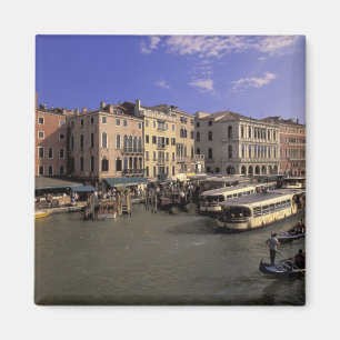 Europa, Italien, Venedig, Båttrafik vid Rialto Magnet