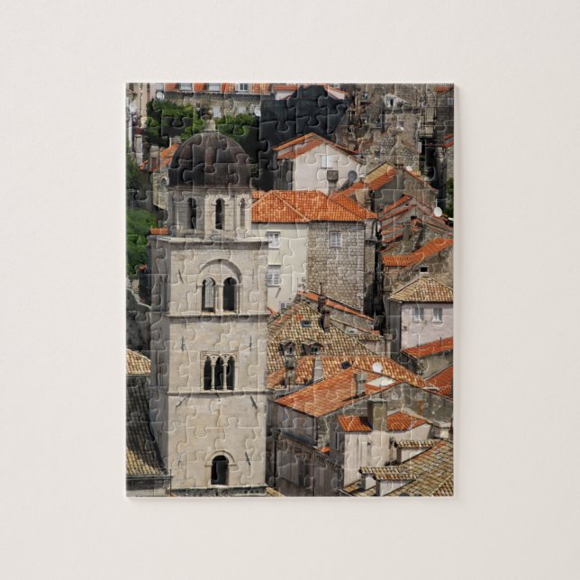 Europa, Kroatien. Medeltida stadsmur runt Pussel (Vertikal)