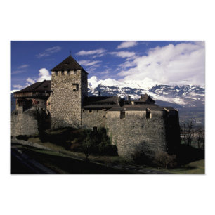 Europa, Liechtenstein, Vaduz. Vaduz castle, 2 Fototryck