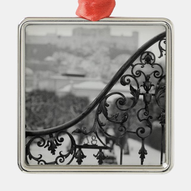 Europa, Österrike, Salzburg. Vy över den gamla sta Julgransprydnad Metall (Framsidan)