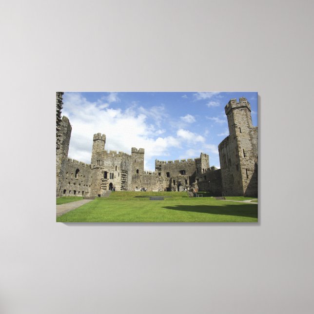 Europa, Wales, Caernarfon. Caernarfon slott, Canvastryck (Framsida)
