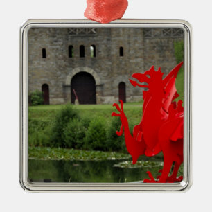 Europa, Wales, Cardiff. Cardiff slott. Walisisk Julgransprydnad Metall