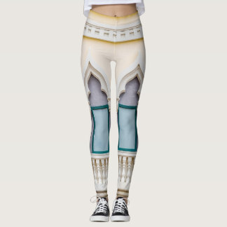European Retro byggnad, vintage yttre. Leggings