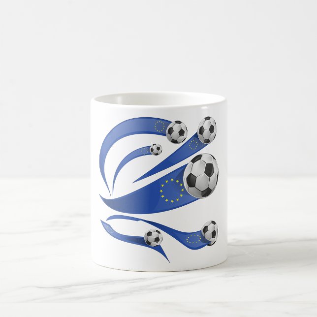 Europeisk fotbollsspelare kaffemugg (Skapare uppladdad)