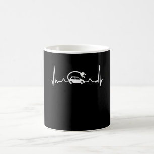 EV Heartslag Funny Electric Fordon Gift Car Älskar Kaffemugg