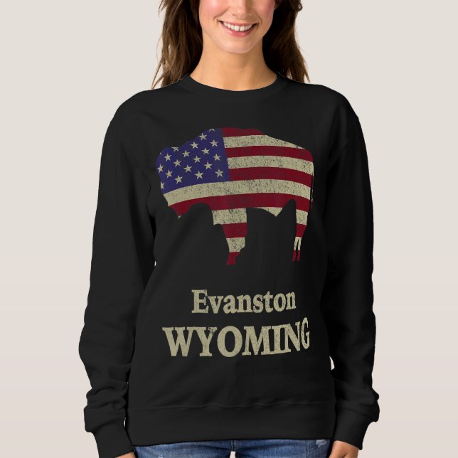 Evanston Wyoming with Bison T Shirt (Framsida)