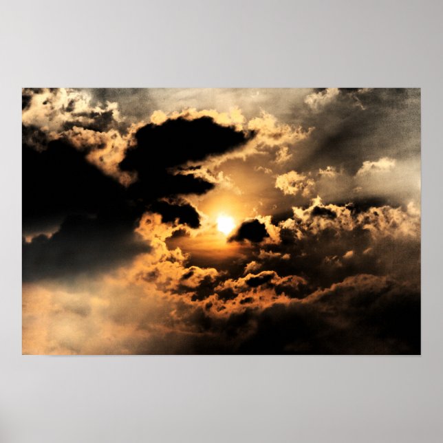 Evening Sun With Cloudy Sky Poster (Framsidan)