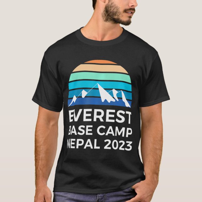 Everest Base Camp Trek 2023 Himalayan T Shirt (Framsida)