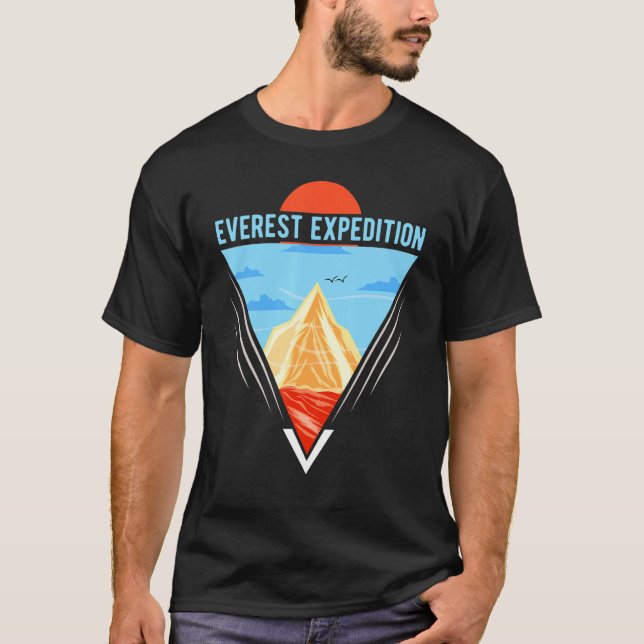 Everest Expeditions Mountain Exploration Äventyr T Shirt (Framsida)