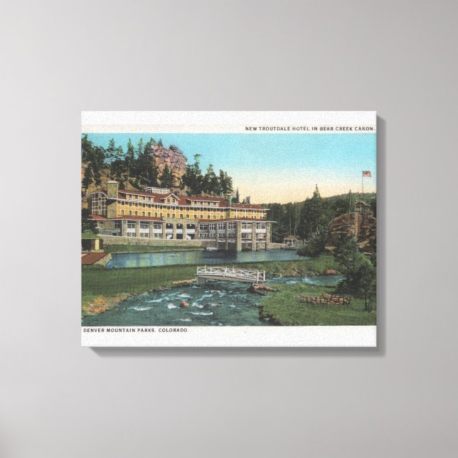 Evergreen, CO - Troutdale Hotel, Bear Bäck Canvastryck (Framsida)