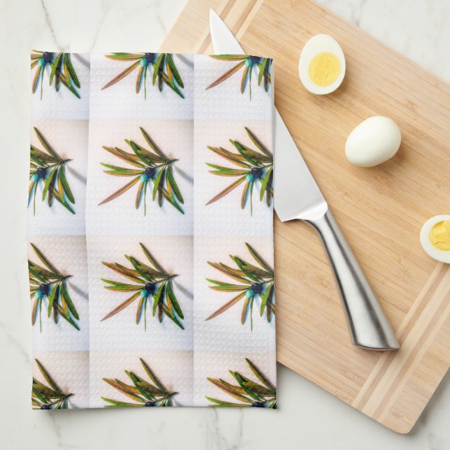 Evergreen Sprig med Berries Mönster Kitchen Towel Kökshandduk (Vikt i Fjärdedel)