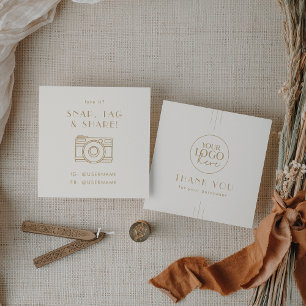 EVERLY Cream och Guld Logo Social Media Tackkort Fyrkantigt Visitkort
