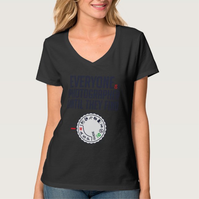 Everyone is photographer until they find Manual T Shirt (Framsida)