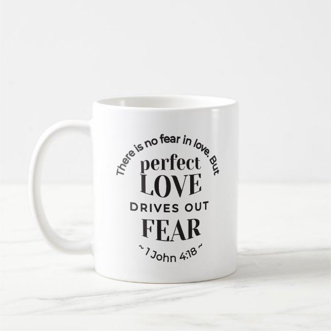 Evig kärlek - 1 Johannes 4:18 Skriftcitat Konst Kaffemugg (Vänster)