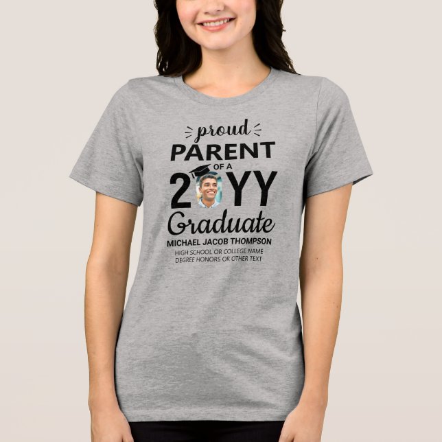 Examen Foto Klass År Stolt Förälder Examenfirande T Shirt (Framsida)