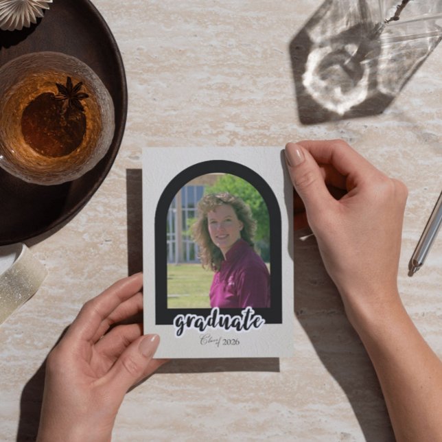 Examenstillkännagivande från universitet med foto kort (Skapare uppladdad)