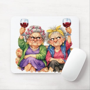 Excentriska gamla damer med rött vin musmatta