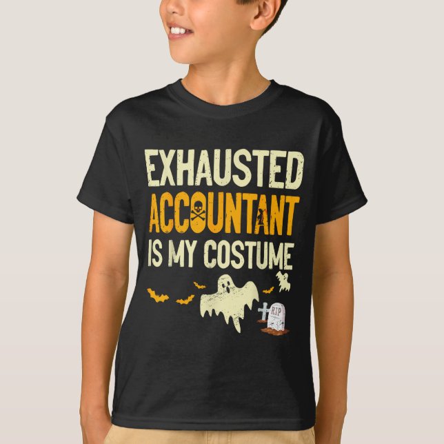 Exhausted Accountant Cpa Halloween Funny Accountan T Shirt (Framsida)