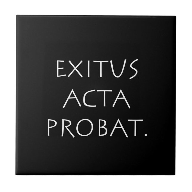 Exitus Acta Probat Kakelplatta (Framsidan)