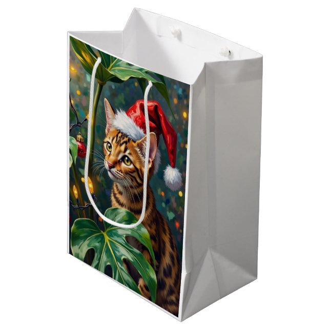 Exotic Bengal Cat Jungle Christmas Playtime Art (Framsidan Vinklad)