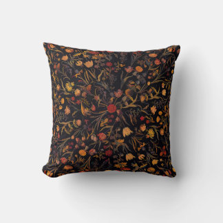 Exotic Midnight Blommigt Garden Kudde