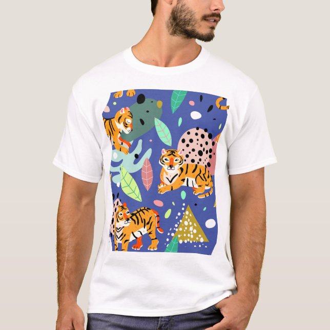 Exotiska tigrar: Trendig Geometric Mönster. T Shirt (Framsida)