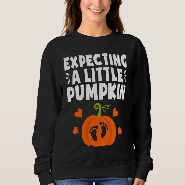 Expecting A Little Pumpkin Halloween Pregnant Mom  T Shirt (Framsida)