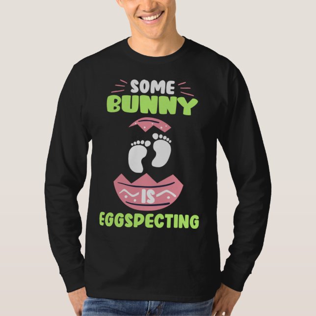 Expecting Parents Easter Bunny Easter Egg specting T Shirt (Framsida)