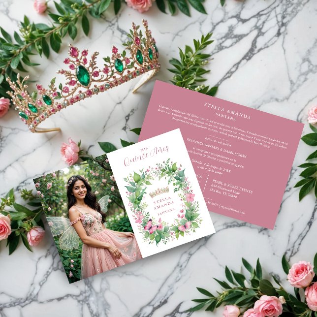 Exquisite Spring Tiara Pink & Green Floral Spanish Inbjudningar (Exquisite Spring Tiara Pink & Green Floral Spanish Quinceañera Photo Invitations Cards.)