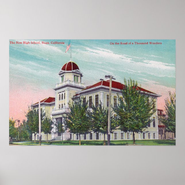 Exteriell visning av New High SchoolNapa, CA Poster (Framsidan)