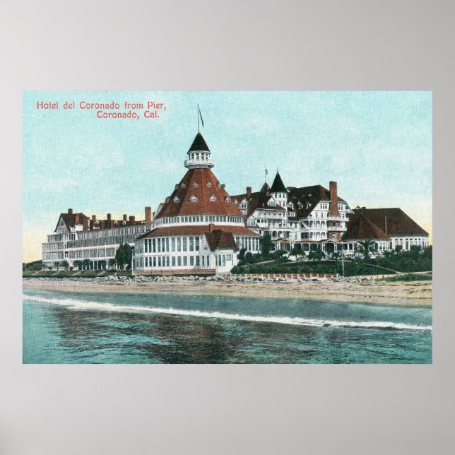 Exterior View of Hotel del Coronado från Pier Poster (Framsidan)