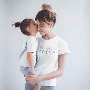 Extremt bristfälligt xo-inspirerande meddelande t shirt