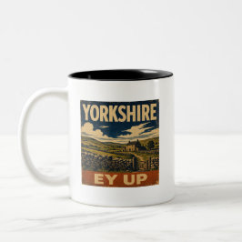 Ey Up Yorkshire Retro Resemålkningsaffisch Två-Tonad Mugg