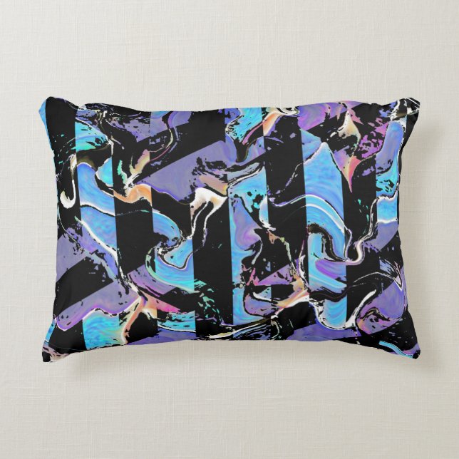 Eyesore  accent pillow prydnadskudde (Framsidan)